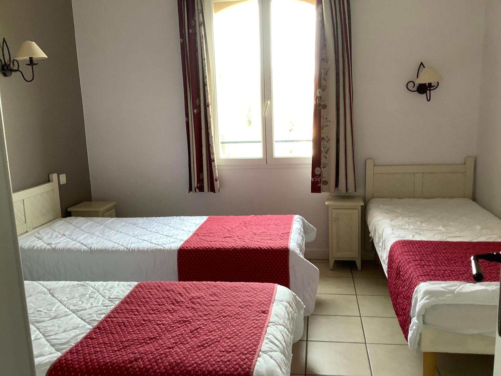 Duplex Dans Village Vacances En Ardeche Grospierres Extérieur photo